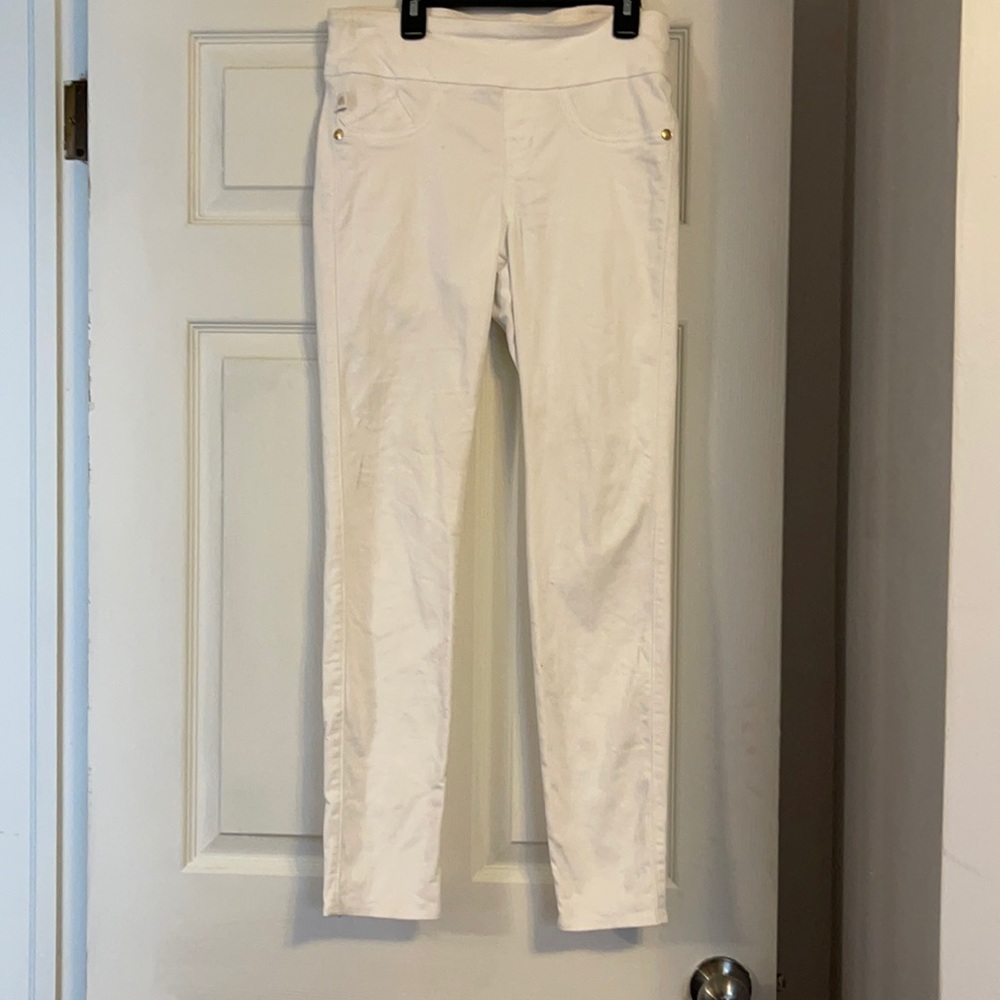 Rock and Republic stretch Jeans.